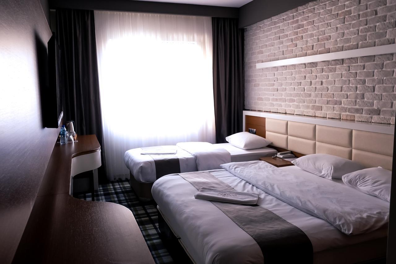 Aripsas Hotel 吉雷松 外观 照片
